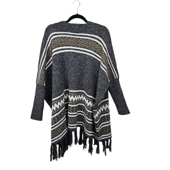 DREAMERS Boho Fringe Western Oversized Sweater Cardigan Gray Womens‎ Size S/M - Picture 6 of 14